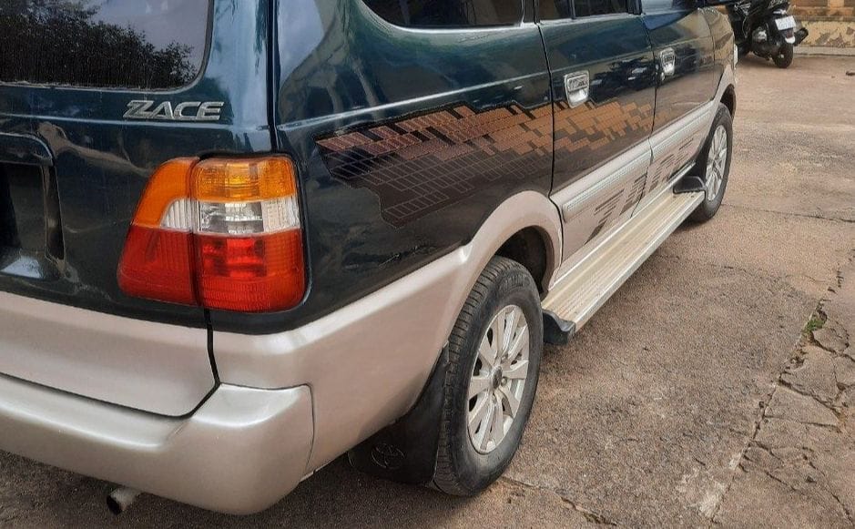 Toyota Khác 2005 Cũ 81669941441